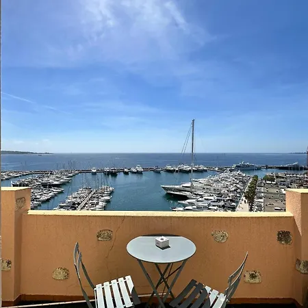 Apartment Grand Palais - Beautiful Floor - Sea Front With Ac